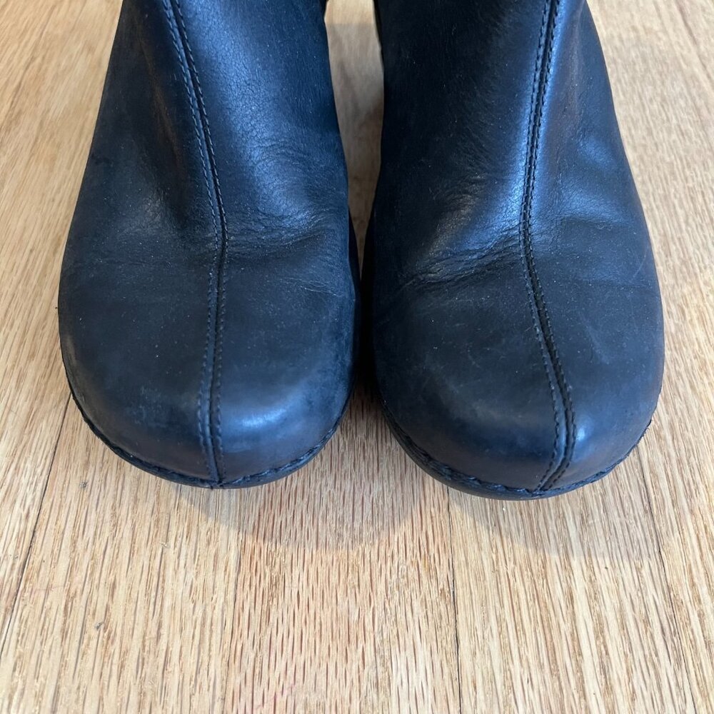 Patagonia Better Clog Black Leather Ankle Boots Women's US Size 7 Eu 38 - Picture 3 of 11